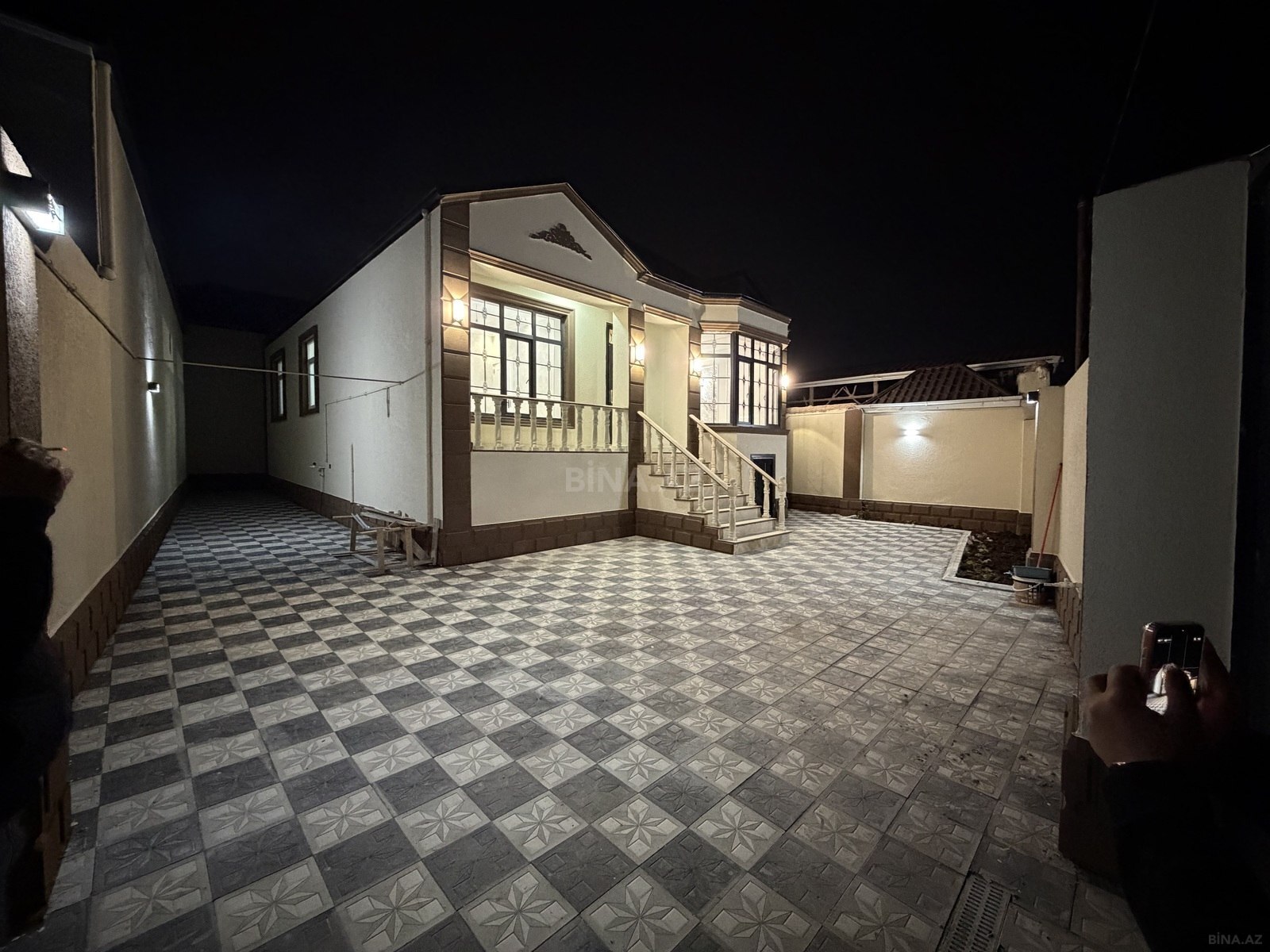 4 otaqlı həyət evi/bağ evi - Saray q. - 120 m² (2)