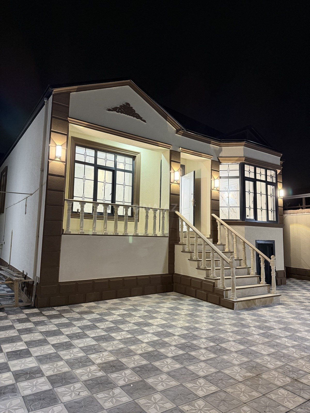 4 otaqlı həyət evi/bağ evi - Saray q. - 120 m² (1)