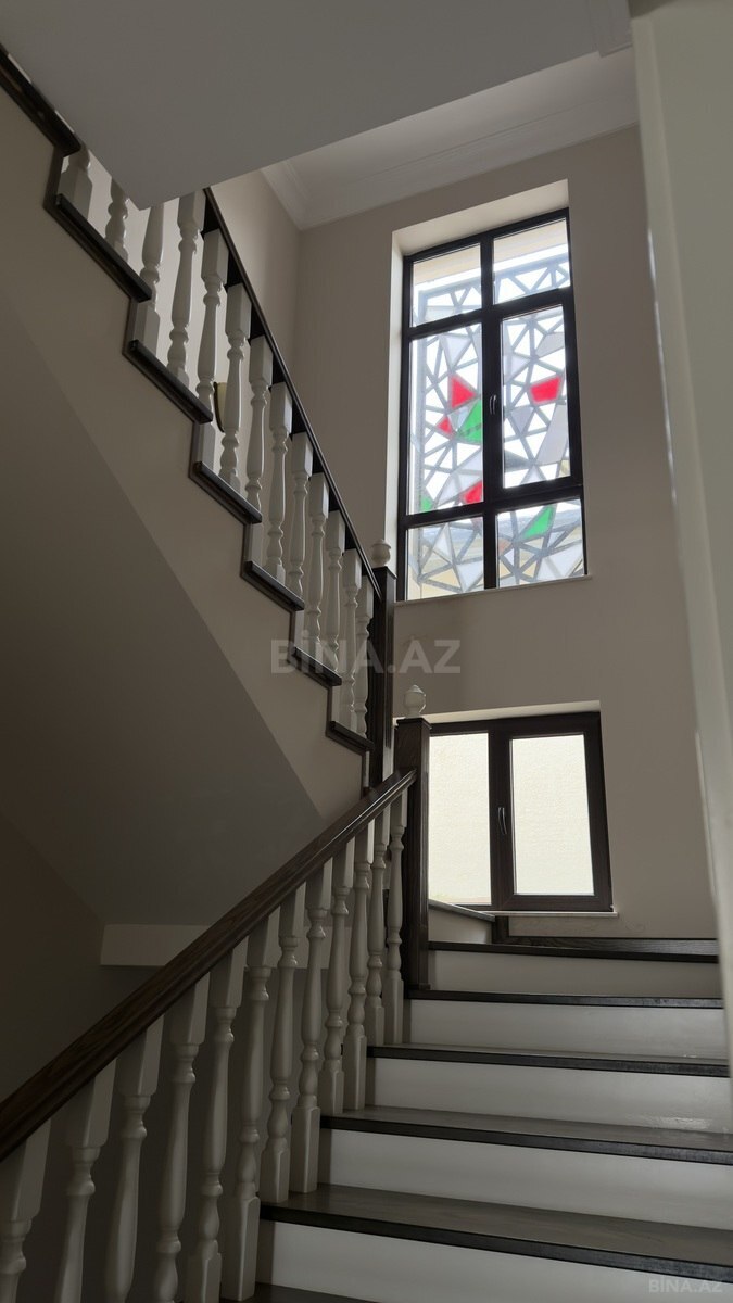 5 otaqlı həyət evi/bağ evi - Pirşağı q. - 250 m² (28)