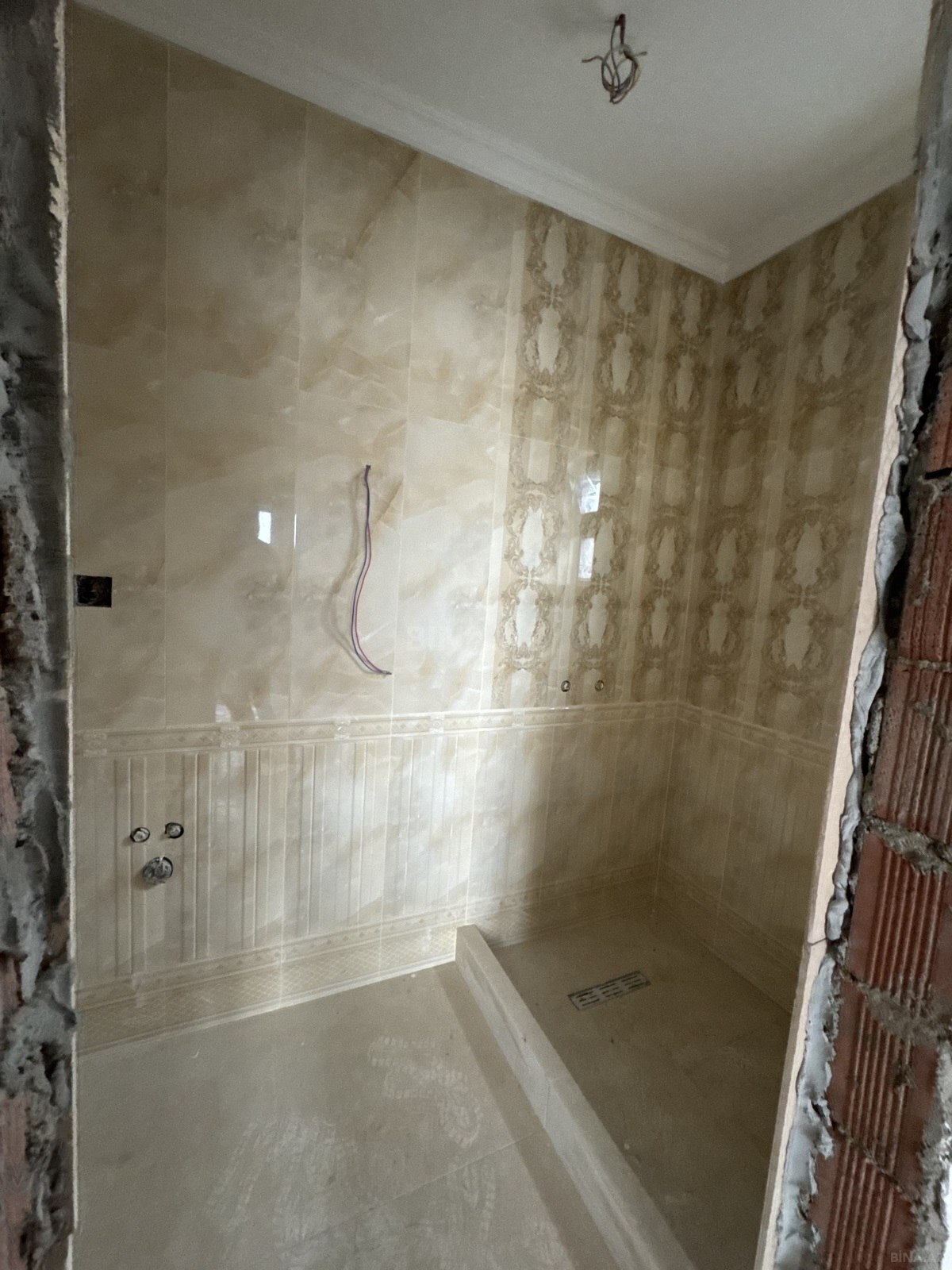 3 otaqlı həyət evi/bağ evi - Şüvəlan q. - 180 m² (19)