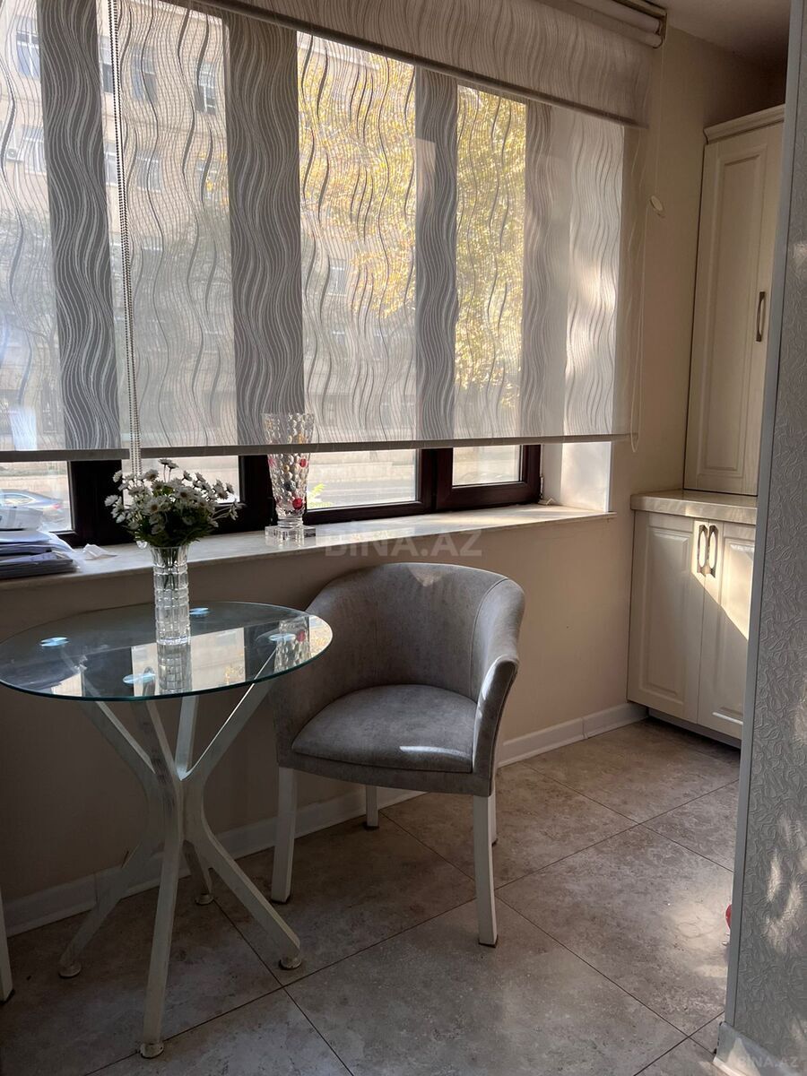 2-комн. вторичка - м. Элмляр Академиясы - 75 м² (8)