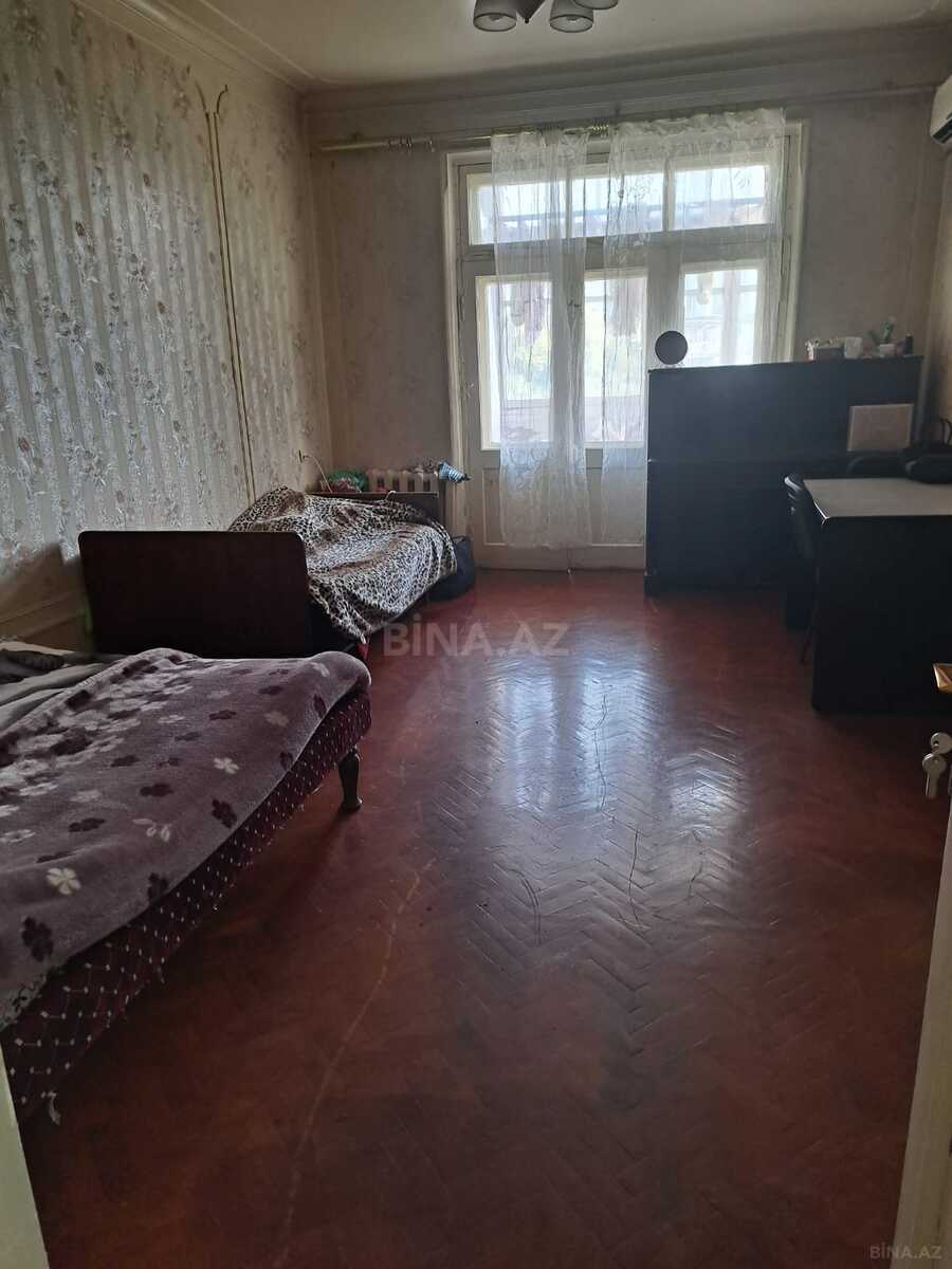 2-комн. вторичка - м. Элмляр Академиясы - 65 м² (1)