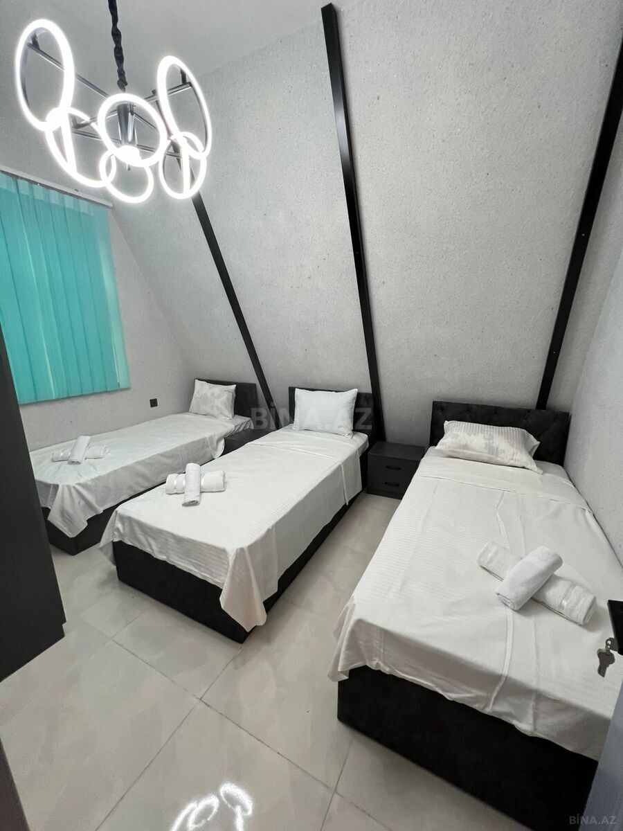 4 otaqlı həyət evi/bağ evi - Qəbələ - 200 m² (4)