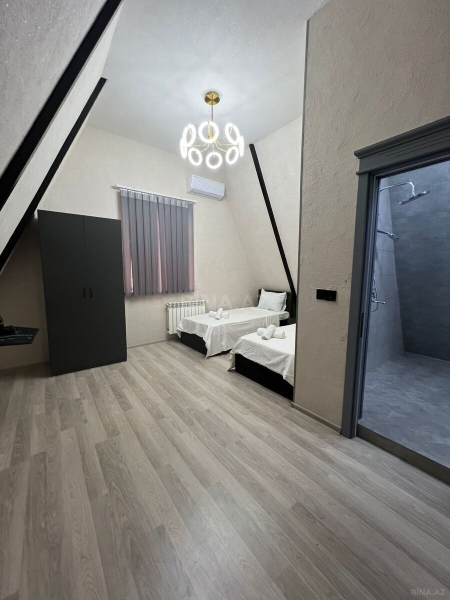 4 otaqlı həyət evi/bağ evi - Qəbələ - 200 m² (18)