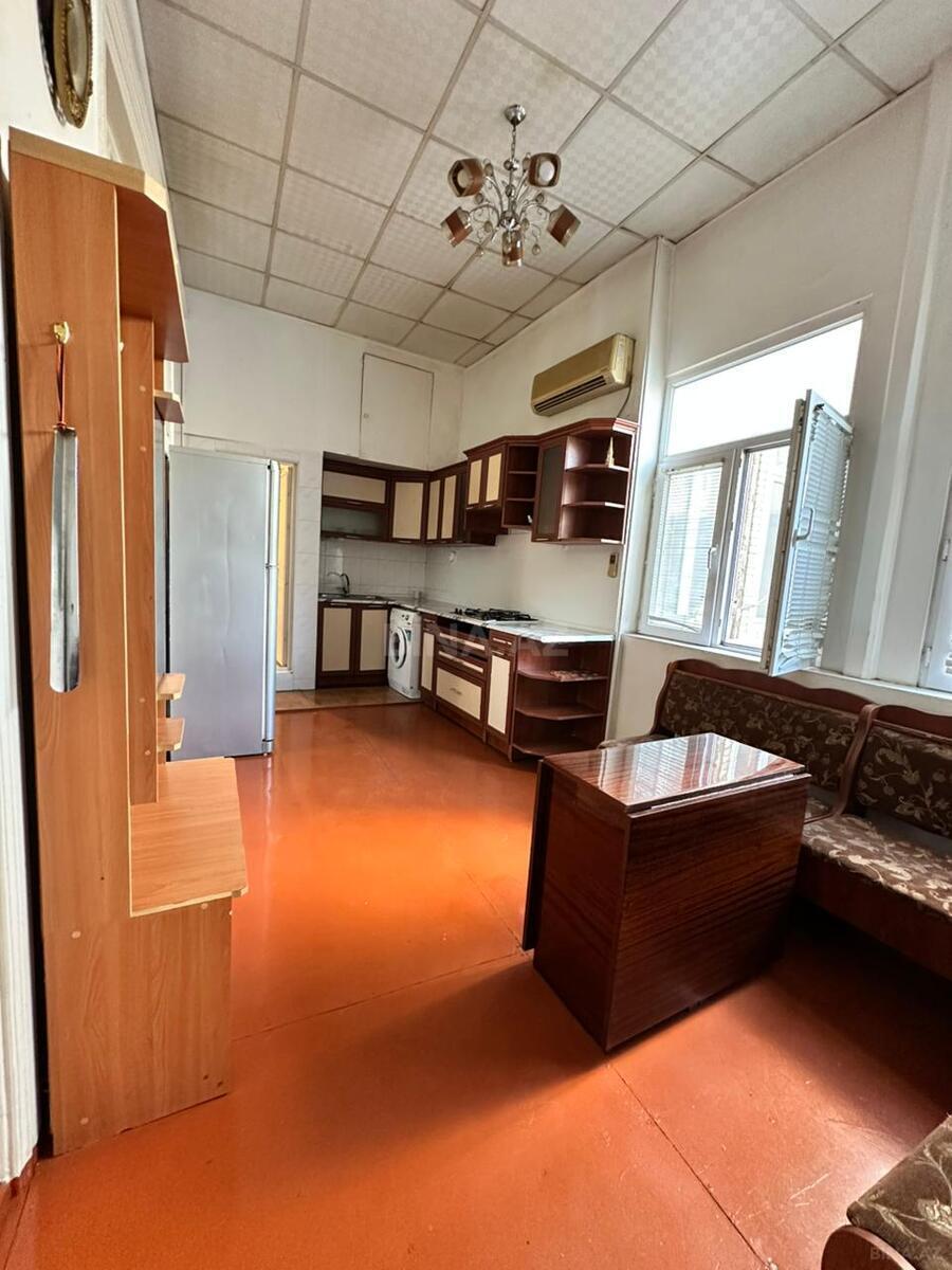 2-комн. вторичка - м. Низами - 70 м² (4)