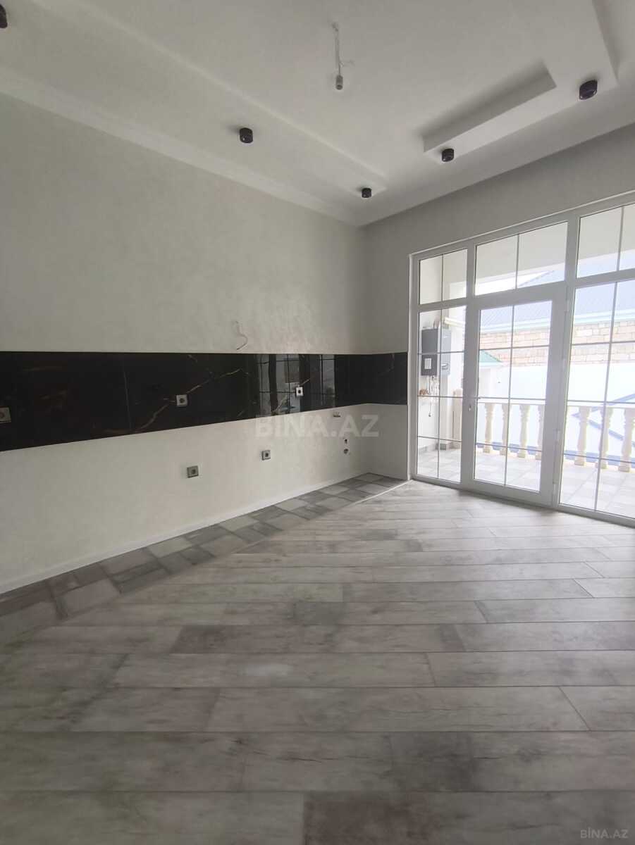 4 otaqlı həyət evi/bağ evi - Savalan q. - 120 m² (13)