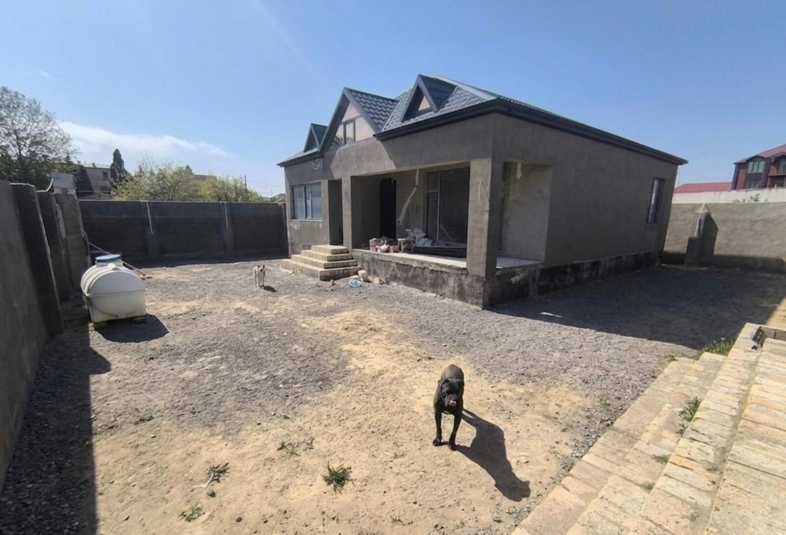 4 otaqlı həyət evi/bağ evi - Novxanı q. - 300 m² (21)