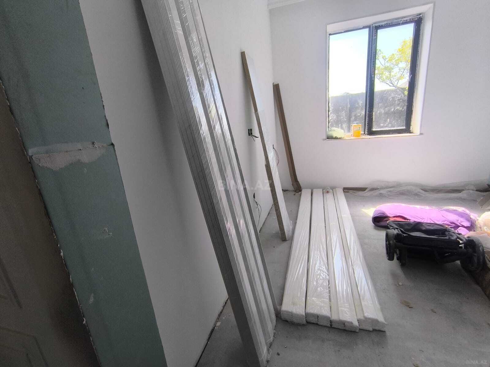 4 otaqlı həyət evi/bağ evi - Novxanı q. - 300 m² (13)