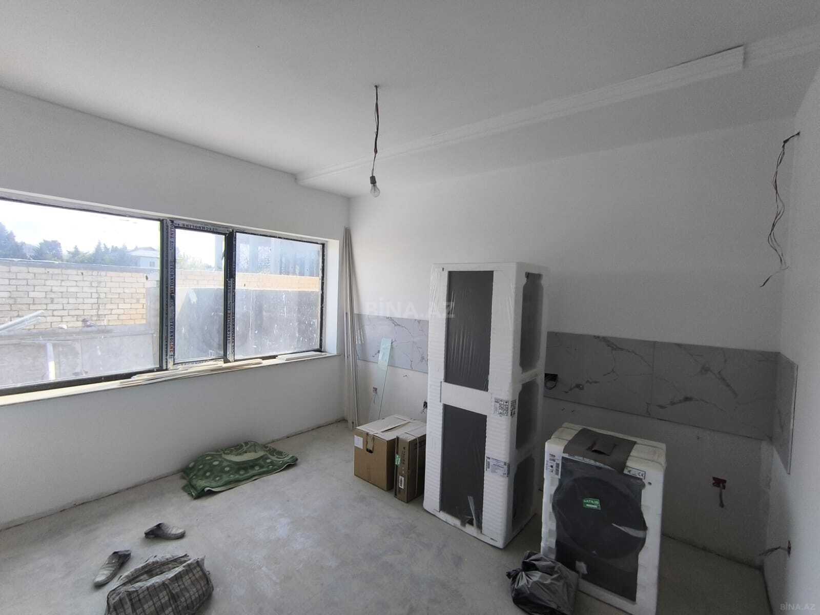 4 otaqlı həyət evi/bağ evi - Novxanı q. - 300 m² (15)