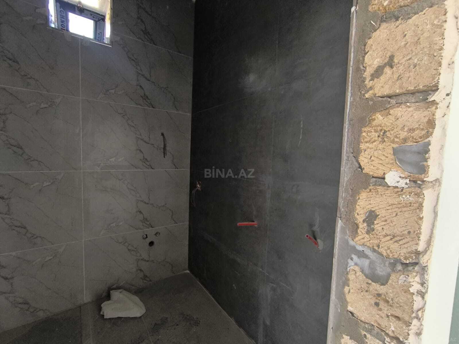 4 otaqlı həyət evi/bağ evi - Novxanı q. - 300 m² (28)