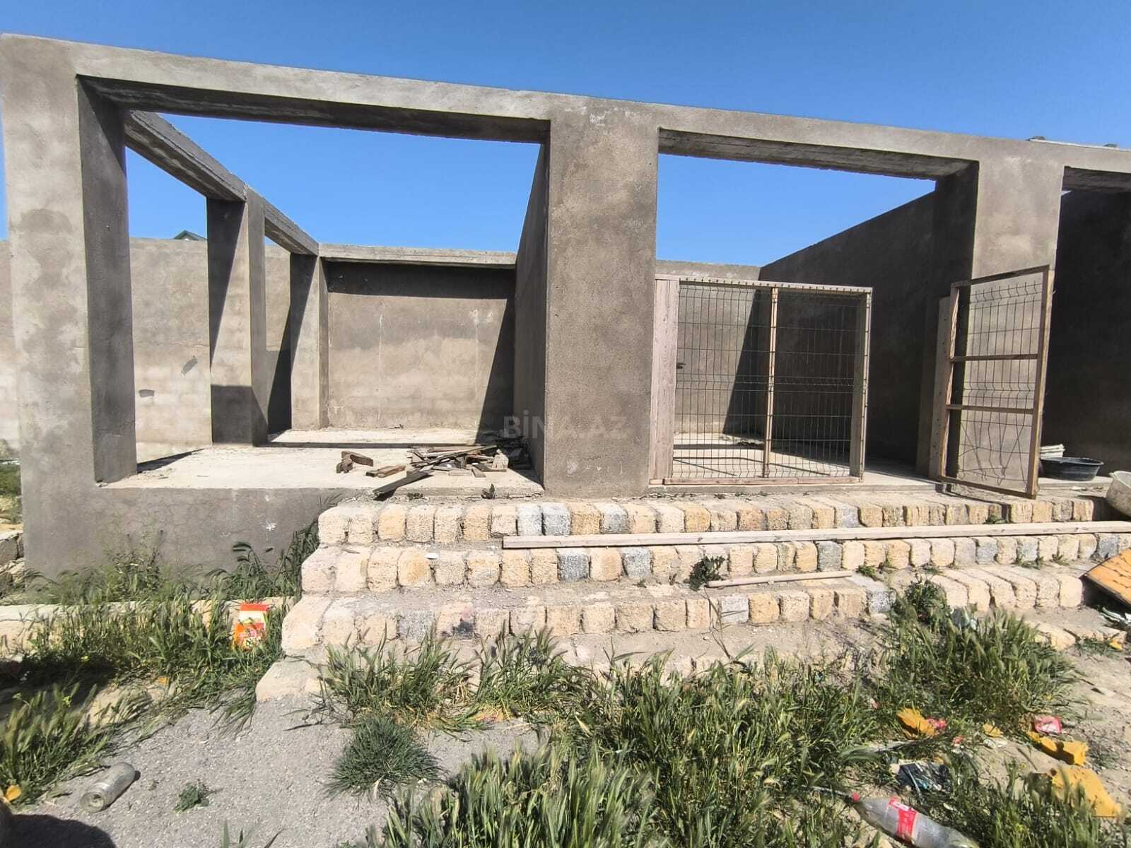 4 otaqlı həyət evi/bağ evi - Novxanı q. - 300 m² (25)