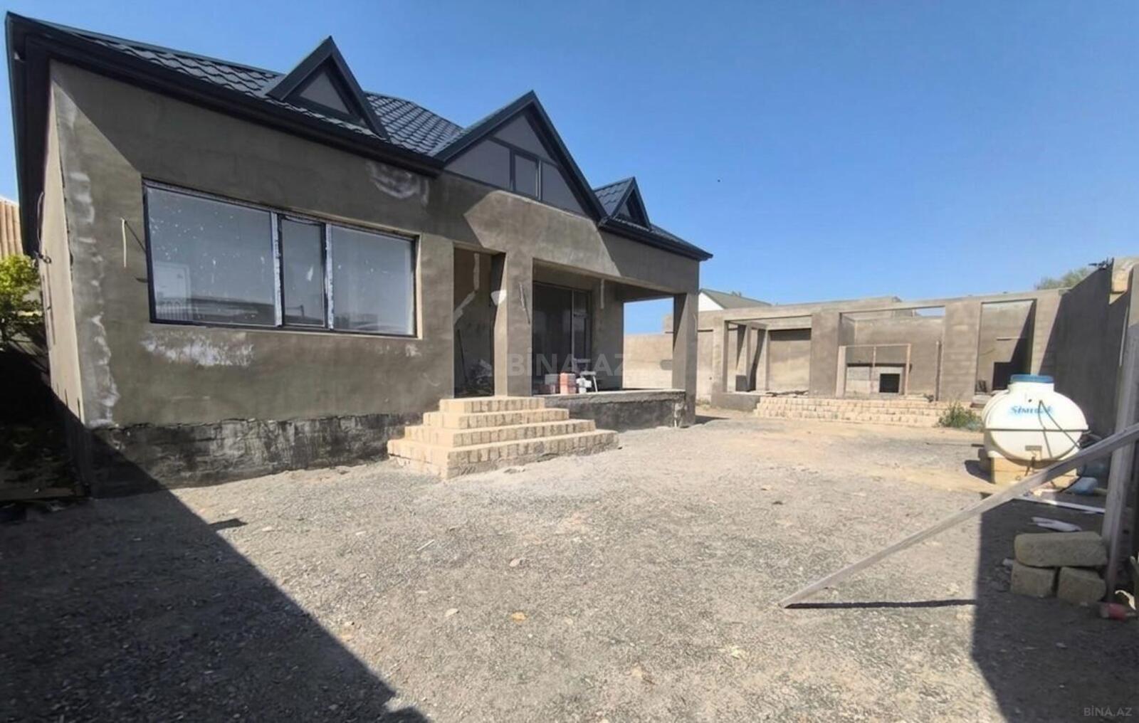 4 otaqlı həyət evi/bağ evi - Novxanı q. - 300 m² (20)