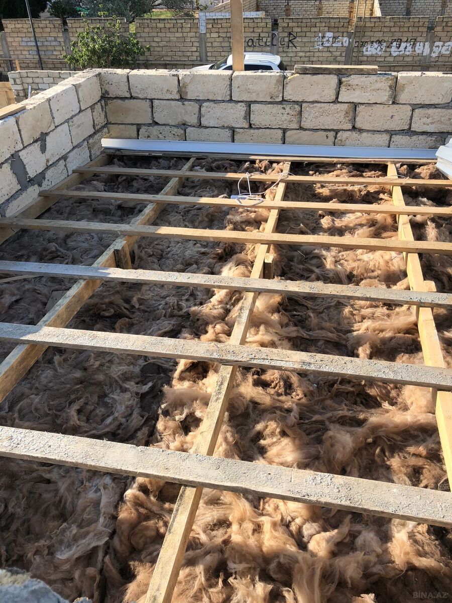 4 otaqlı həyət evi/bağ evi - Novxanı q. - 140 m² (28)