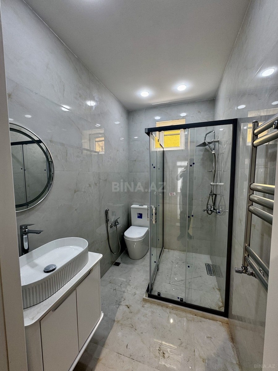 4 otaqlı həyət evi/bağ evi - Şüvəlan q. - 130 m² (13)
