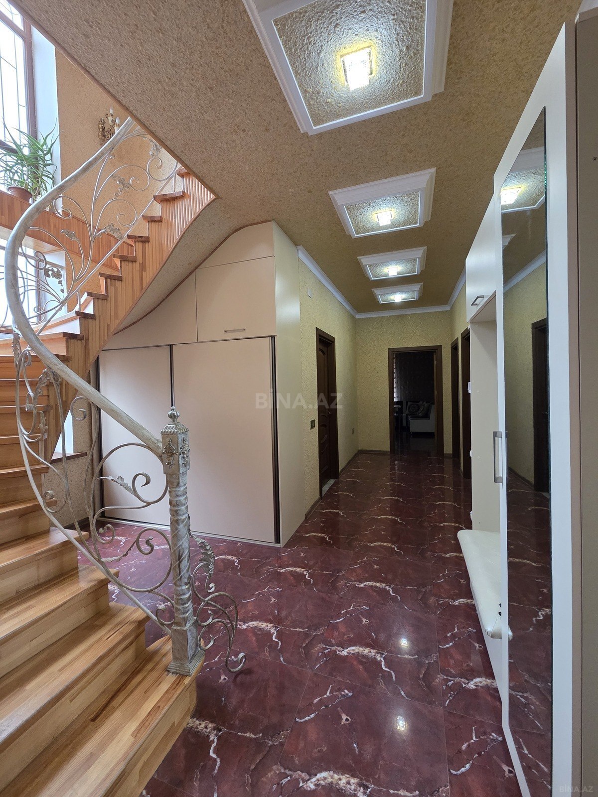 5-комн. дом/дача - Гусар - 244 м² (10)