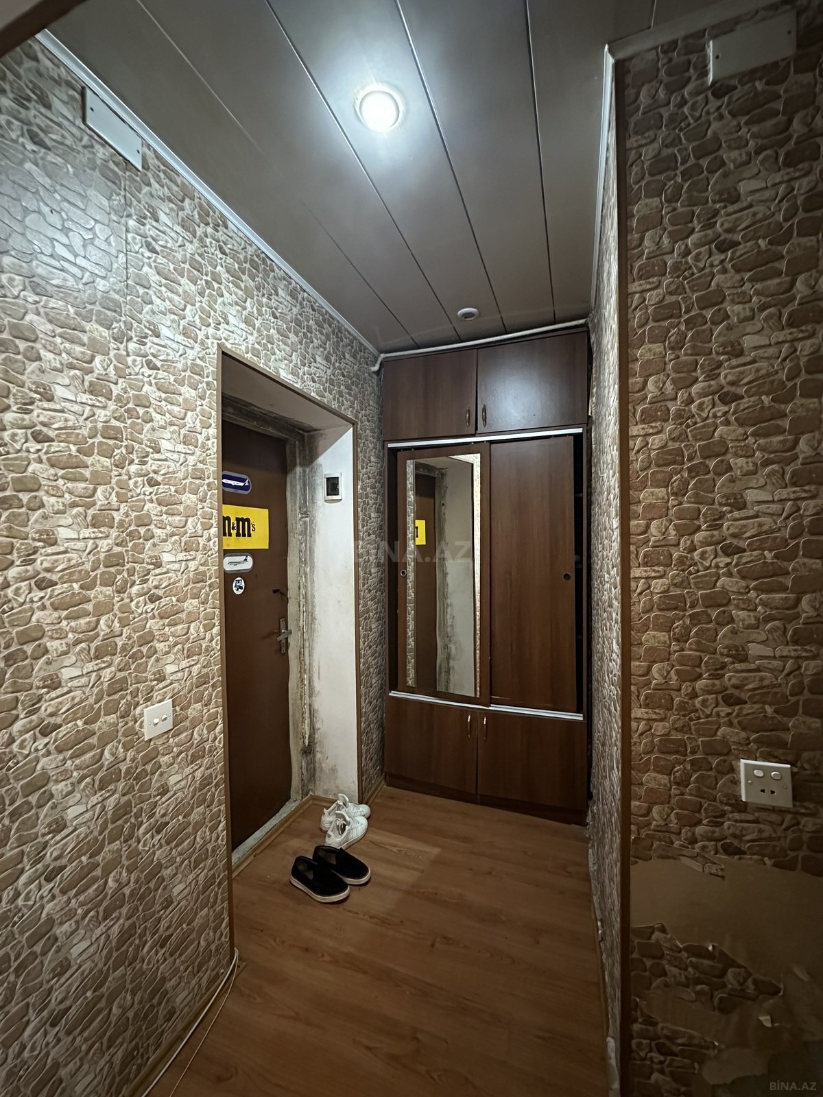 2-комн. вторичка - м. Нефтчиляр - 50 м² (1)