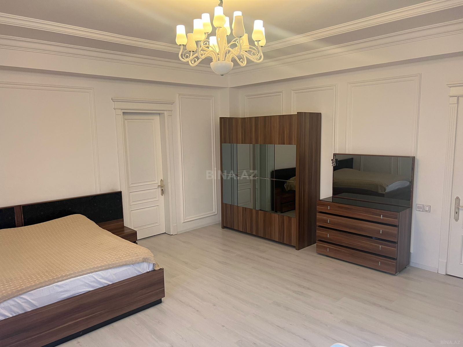 6-комн. дом/дача - пос. Новханы - 450 м² (22)