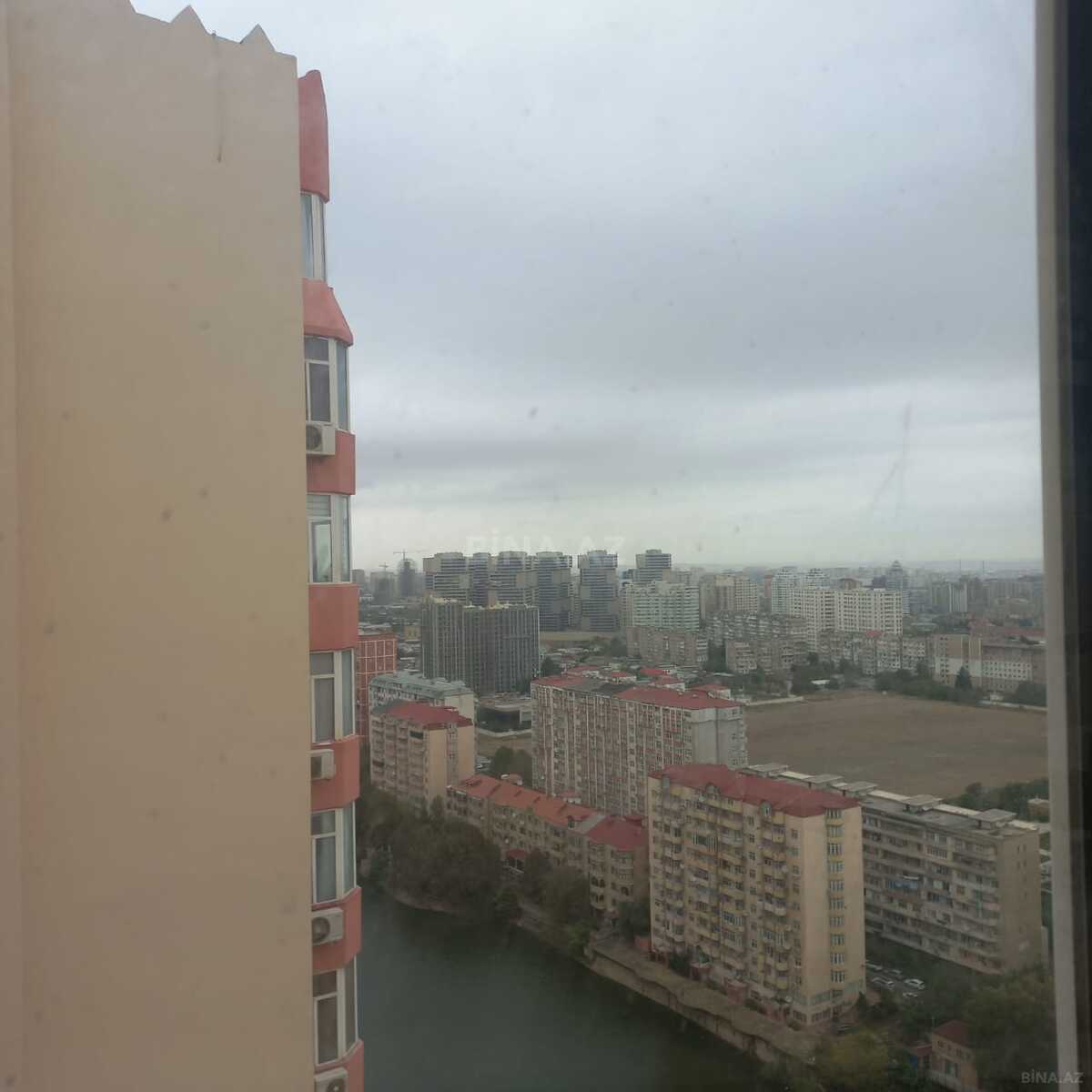 4 otaqlı yeni tikili - İnşaatçılar m. - 145 m² (13)