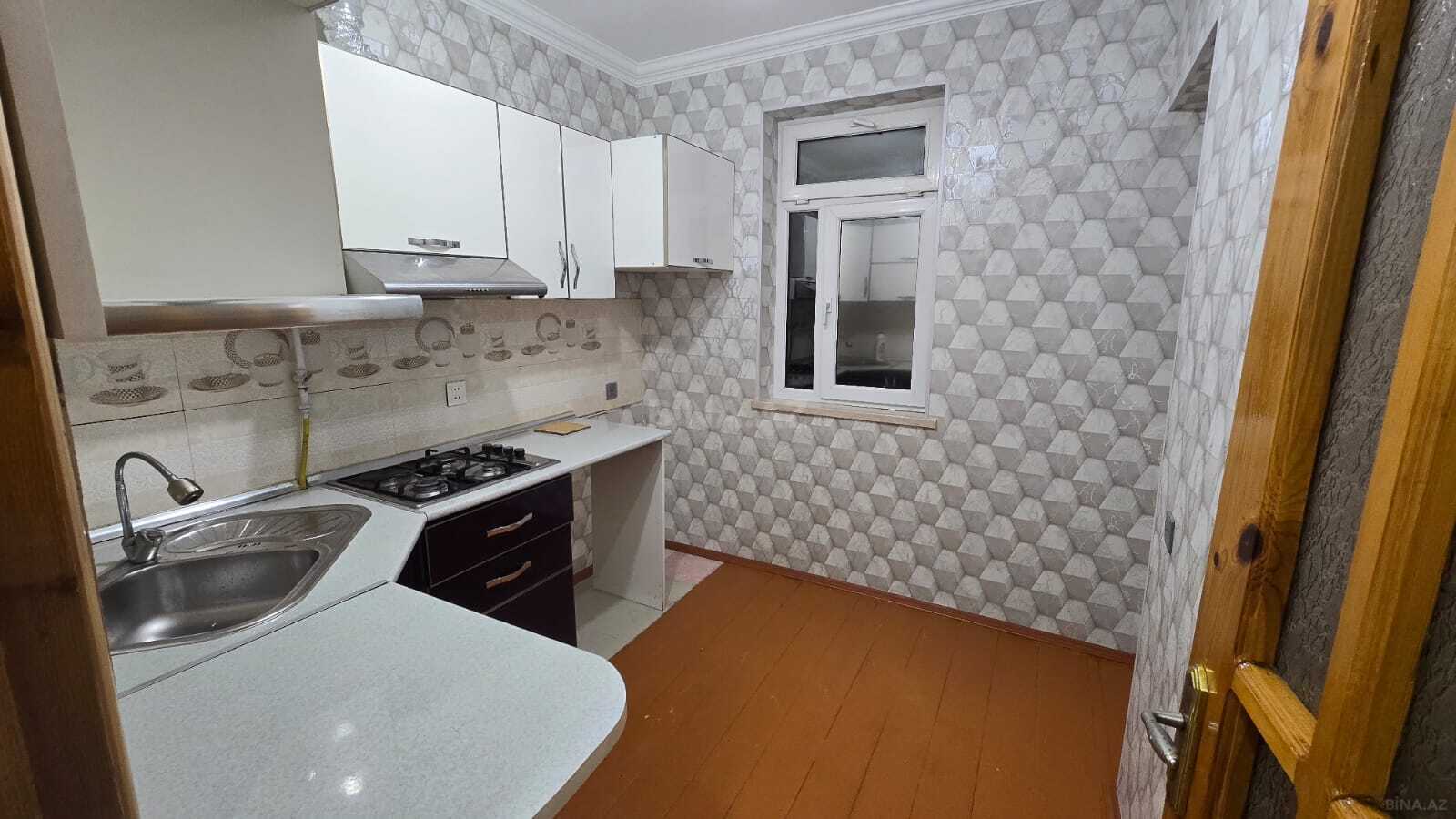 3 otaqlı köhnə tikili - Qara Qarayev m. - 70 m² (1)