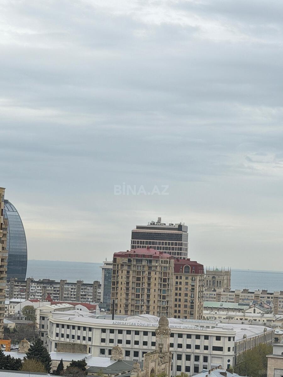 3-комн. новостройка - м. 28 мая - 110 м² (1)