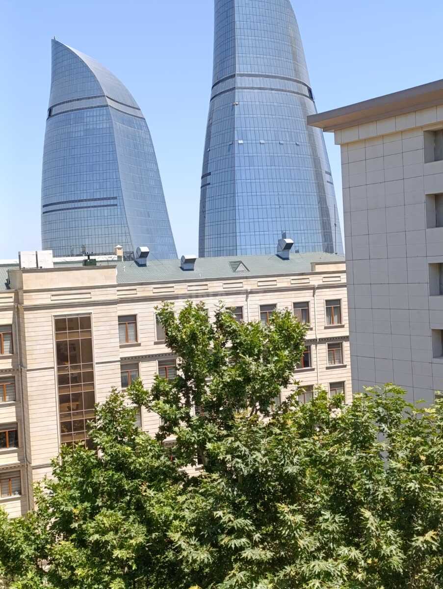 3-комн. вторичка - м. Ичеришехер - 100 м² (4)