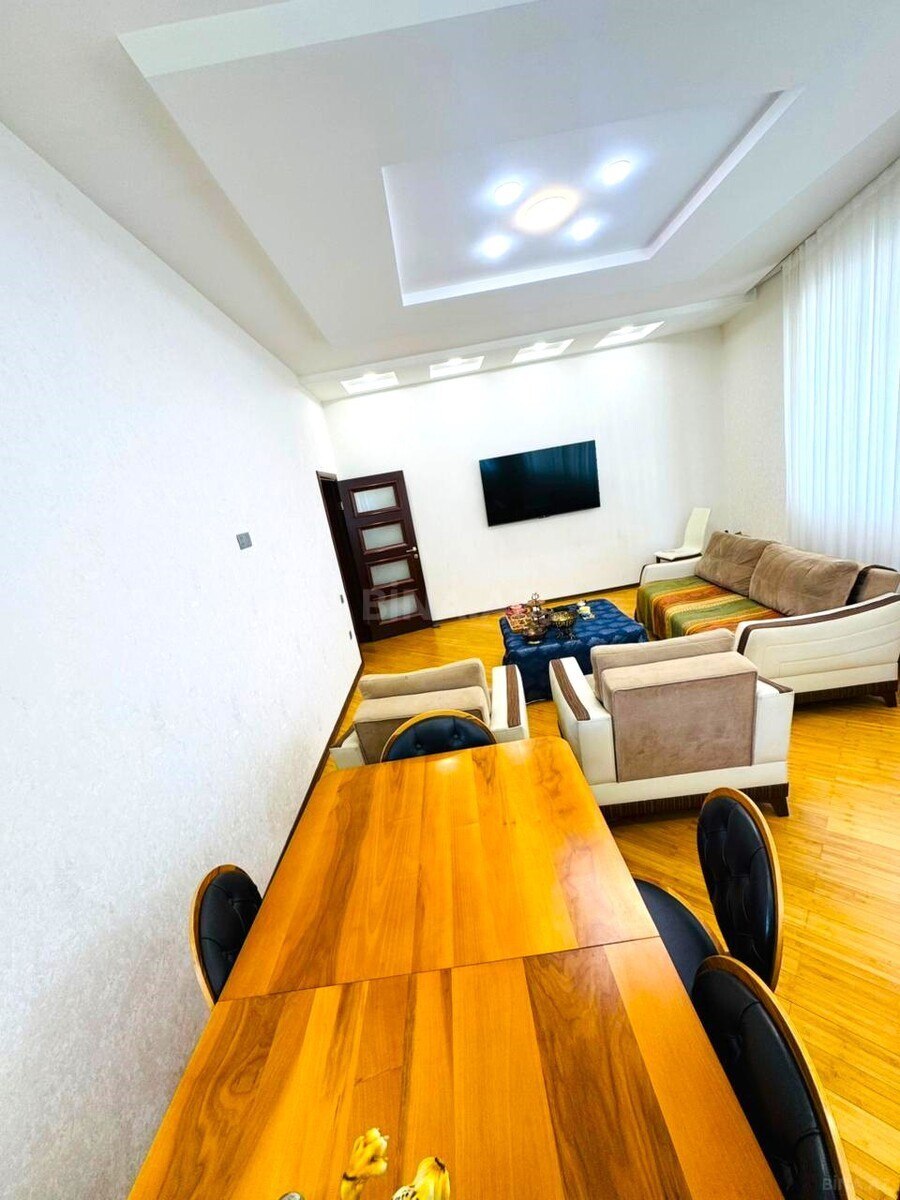 4 otaqlı yeni tikili - 8 Noyabr m. - 170 m² (3)