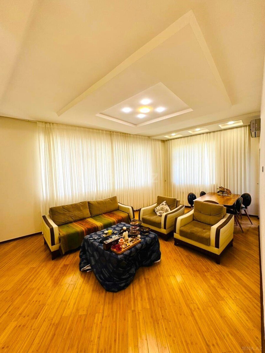 4 otaqlı yeni tikili - 8 Noyabr m. - 170 m² (1)