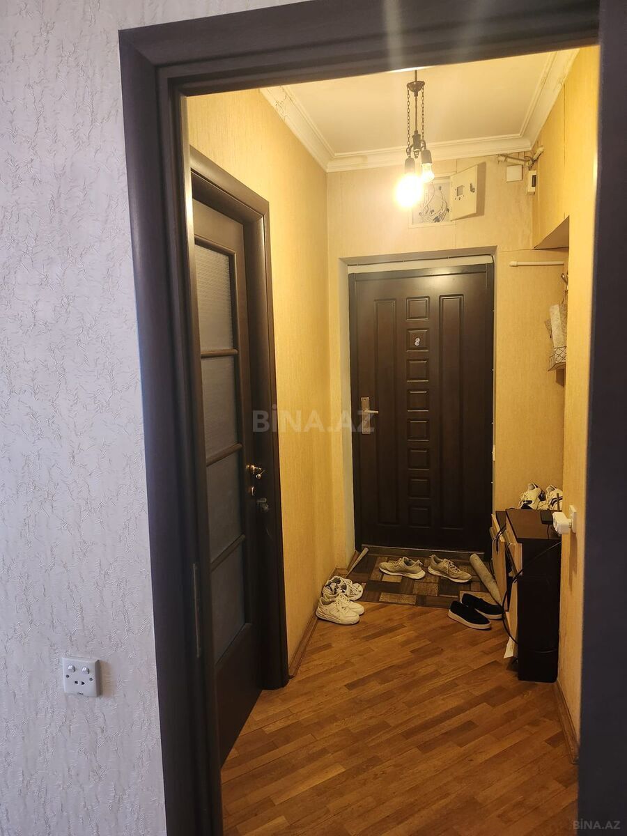 3-комн. вторичка - м. 28 мая - 90 м² (1)