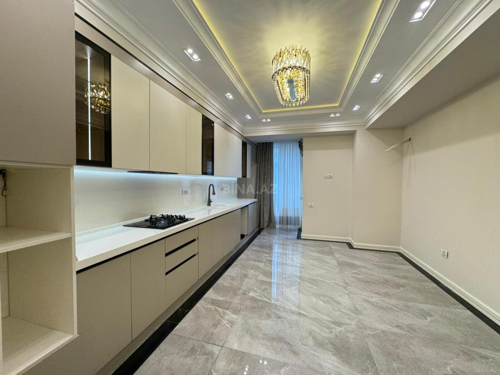 4 otaqlı yeni tikili - Şah İsmayıl Xətai m. - 180 m² (1)