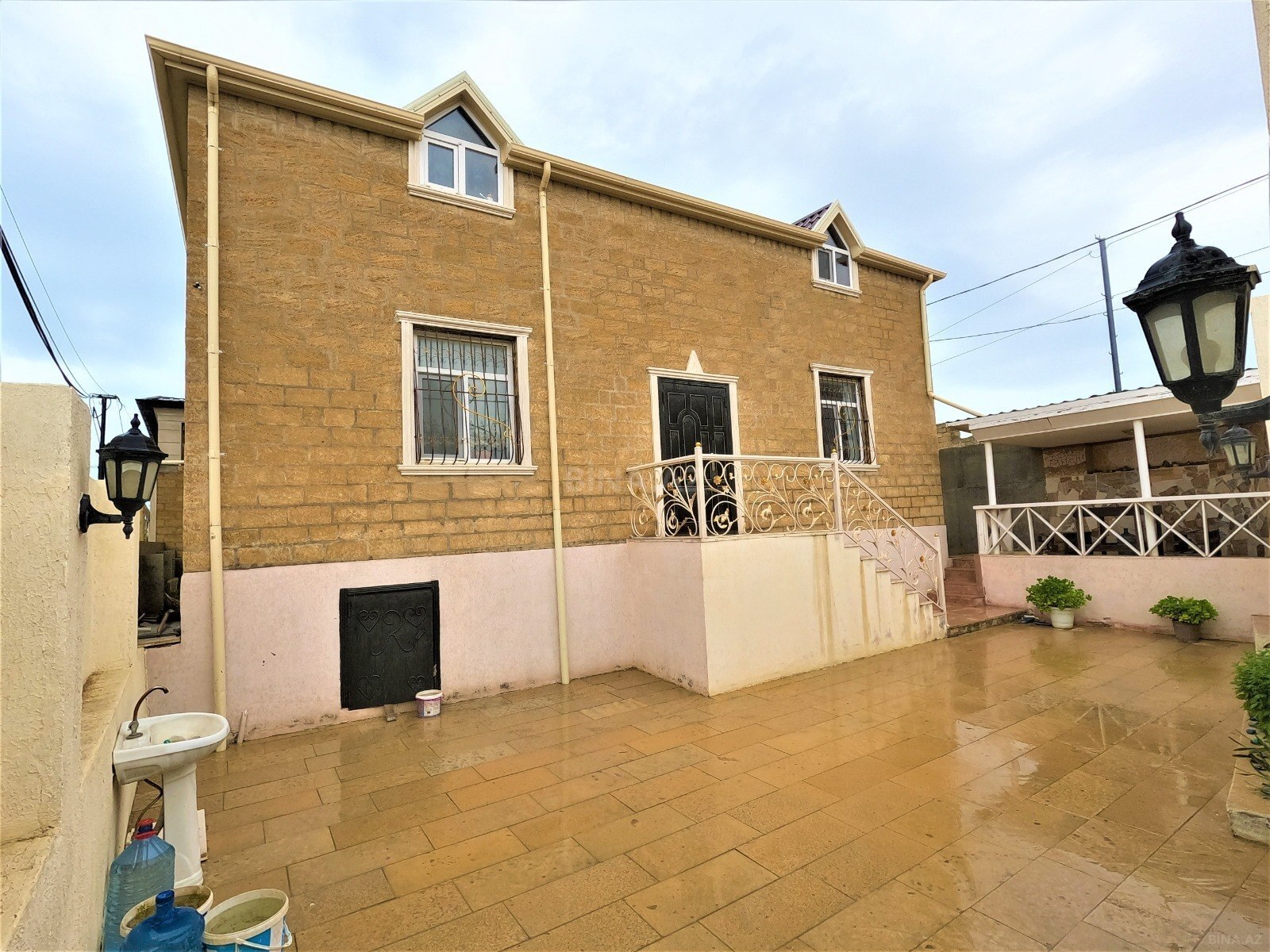 5-комн. дом/дача - пос. Бадамдар - 260 м² (1)