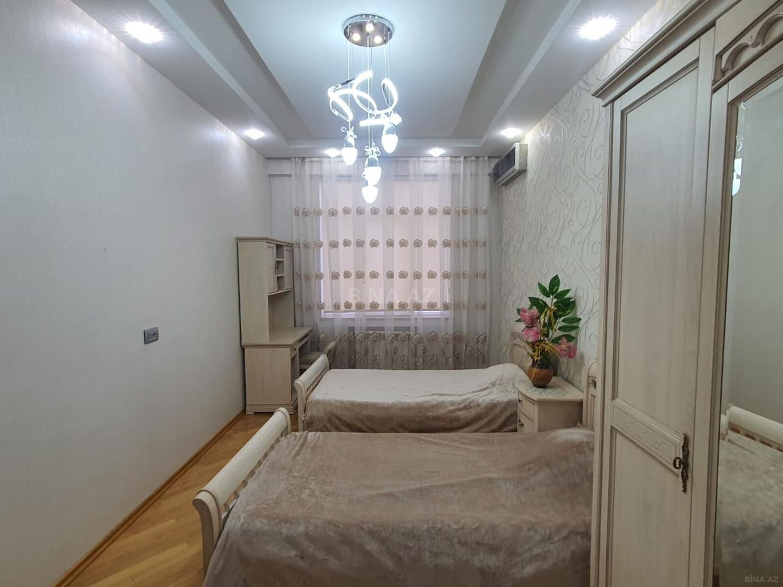 3-комн. новостройка - м. Кара Караев - 150 м² (12)