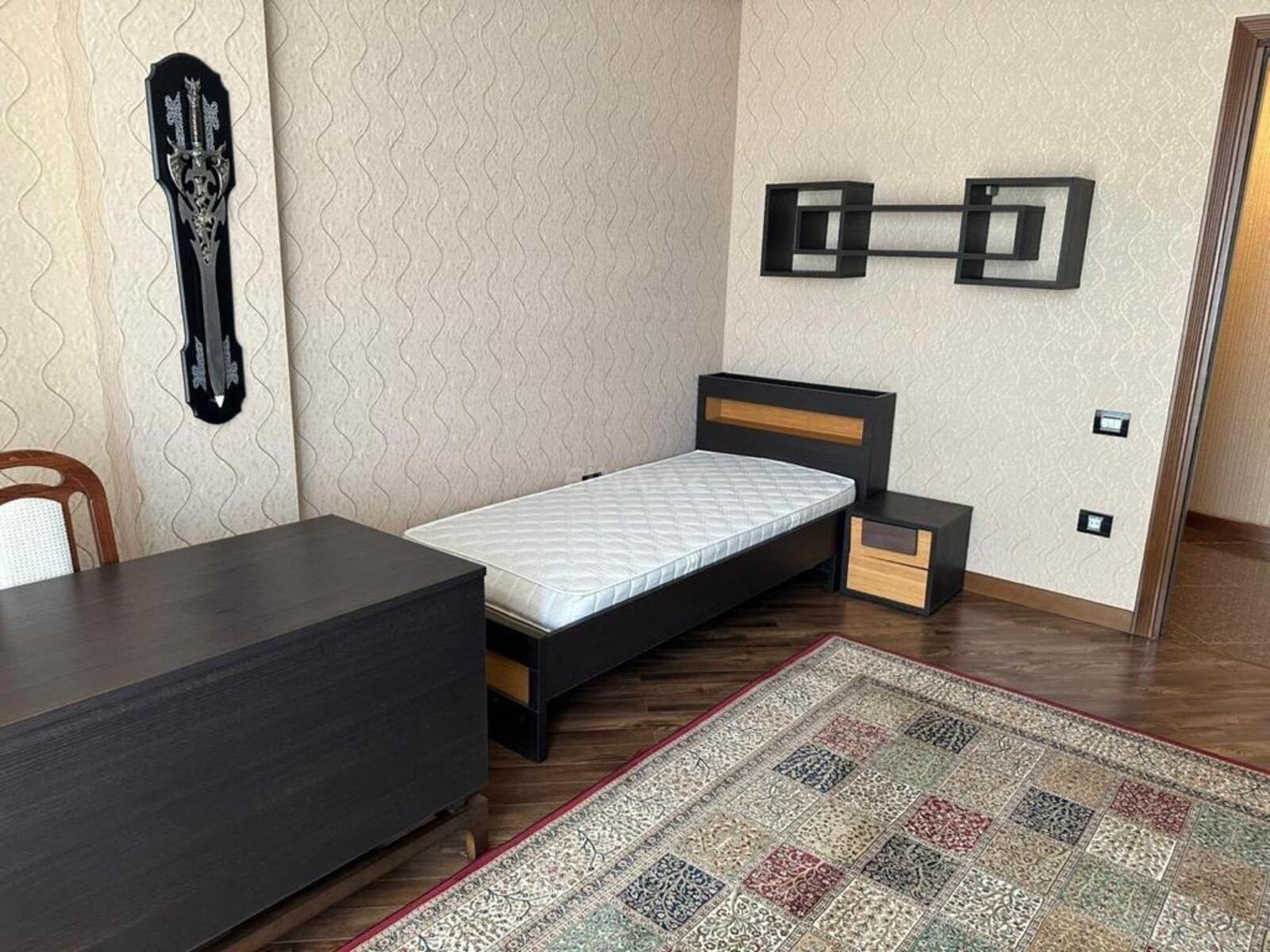 3-комн. новостройка - м. 28 мая - 105 м² (8)
