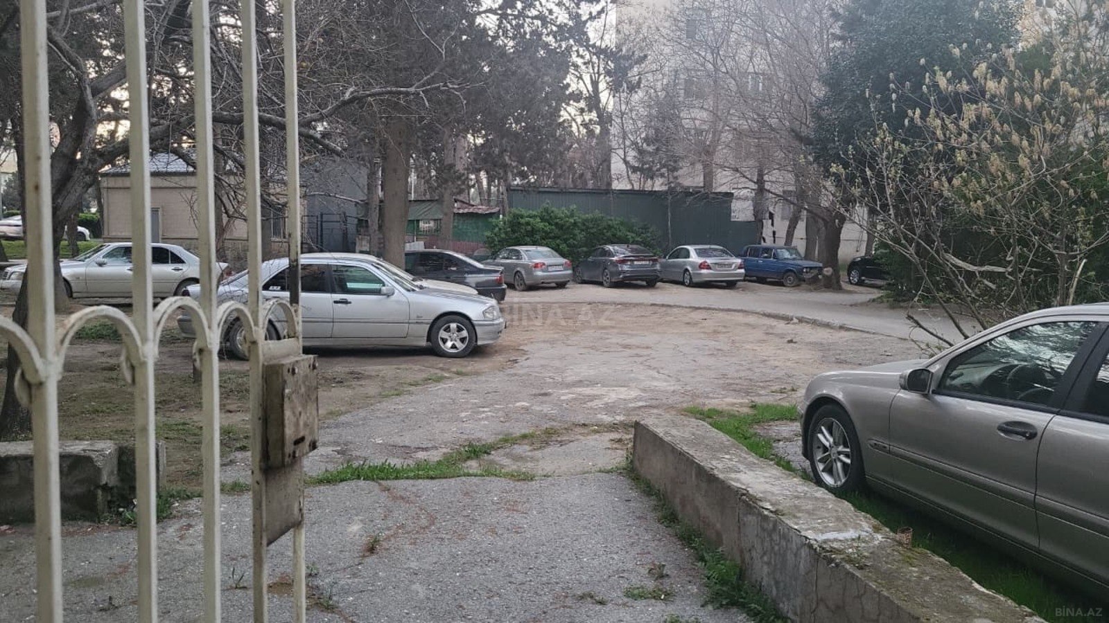 3 otaqlı köhnə tikili - 20 Yanvar m. - 75 m² (11)