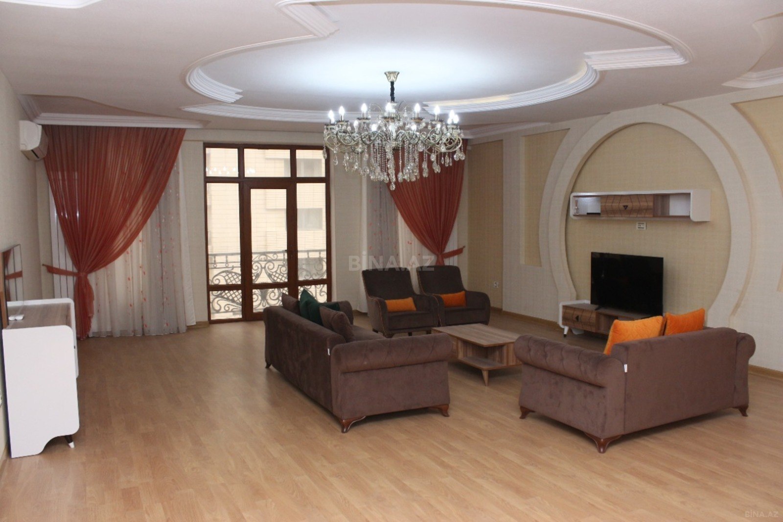 4 otaqlı yeni tikili - 28 May m. - 216 m² (3)
