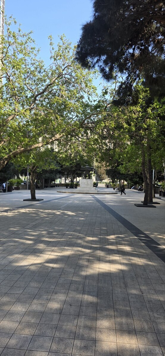 Obyekt - Sahil m. - 200 m² (2)
