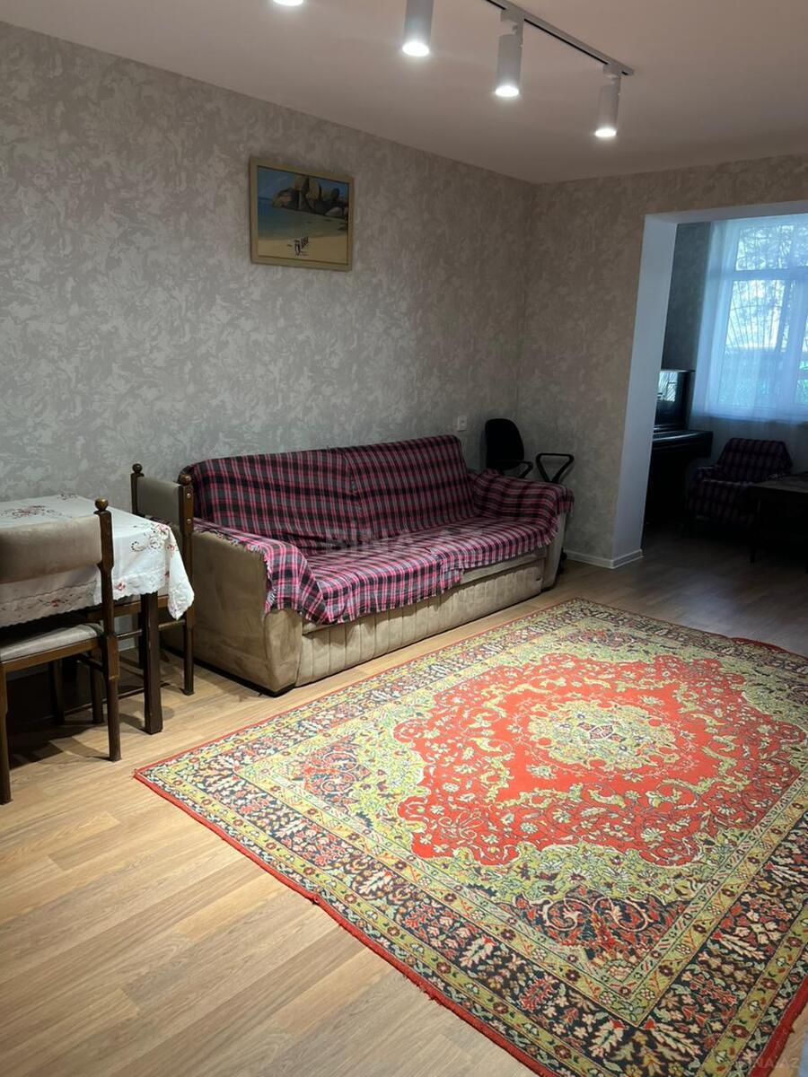 3-комн. вторичка - м. 20 января - 80 м² (2)