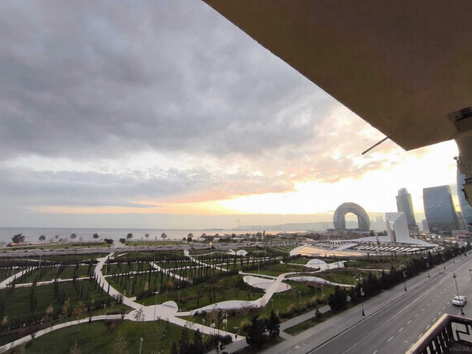 4 otaqlı köhnə tikili - Şah İsmayıl Xətai m. - 100 m² (3)
