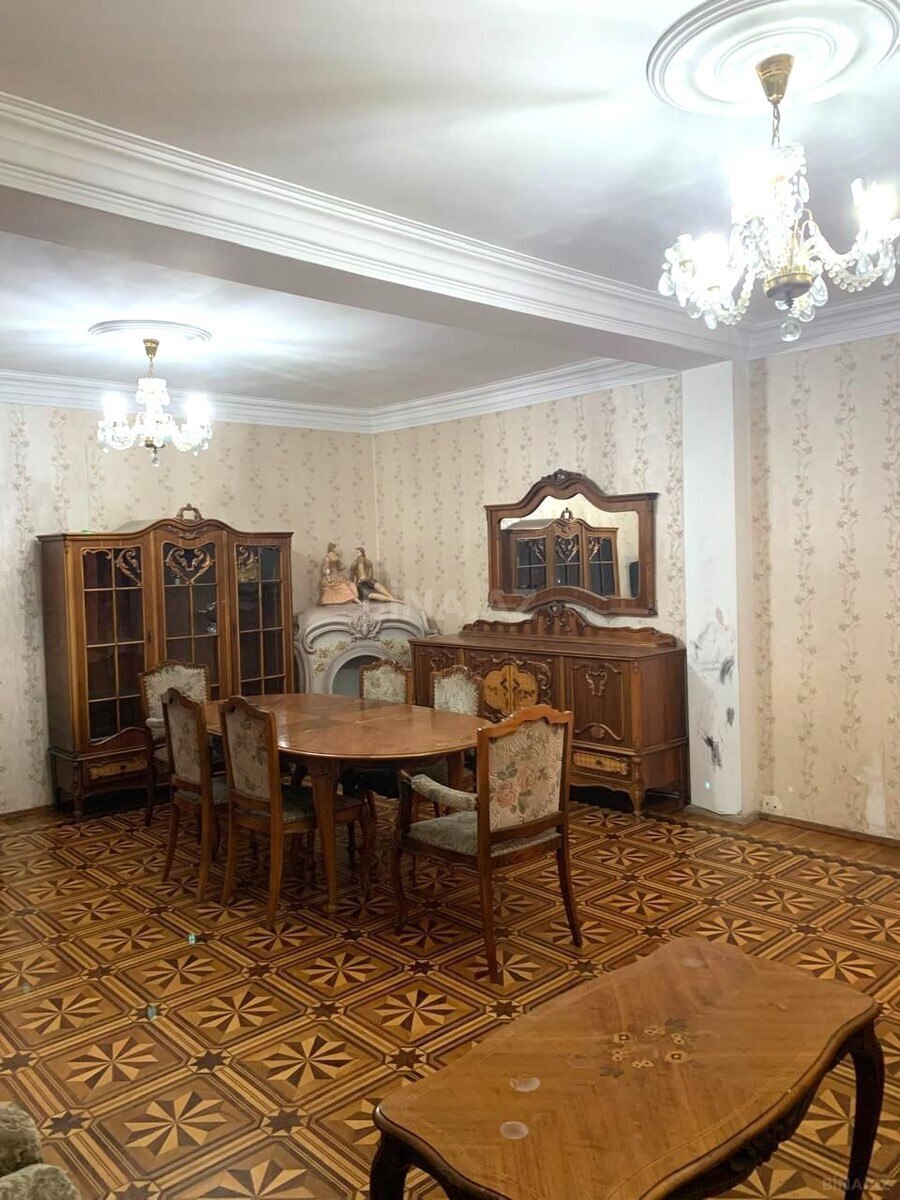4 otaqlı köhnə tikili - Azadlıq Prospekti m. - 150 m² (5)