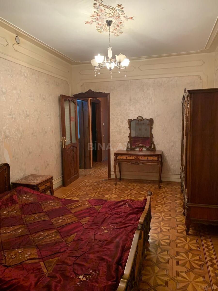 4 otaqlı köhnə tikili - Azadlıq Prospekti m. - 150 m² (9)