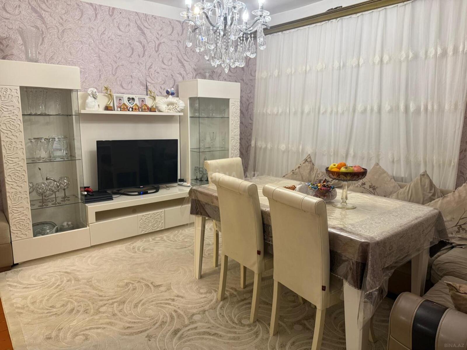4 otaqlı köhnə tikili - Bakıxanov q. - 90 m² (1)