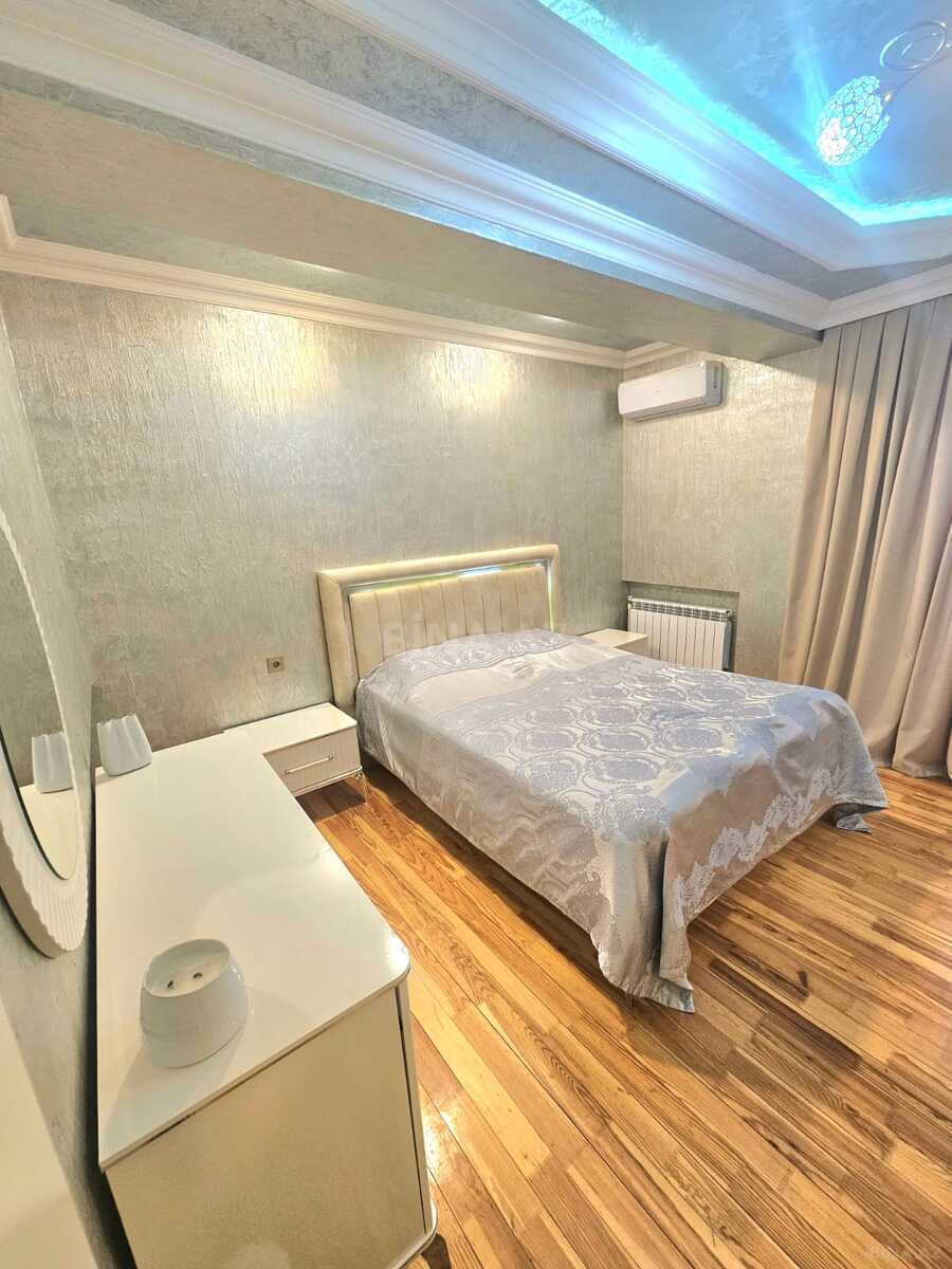 3-комн. новостройка - м. Кара Караев - 120 м² (11)