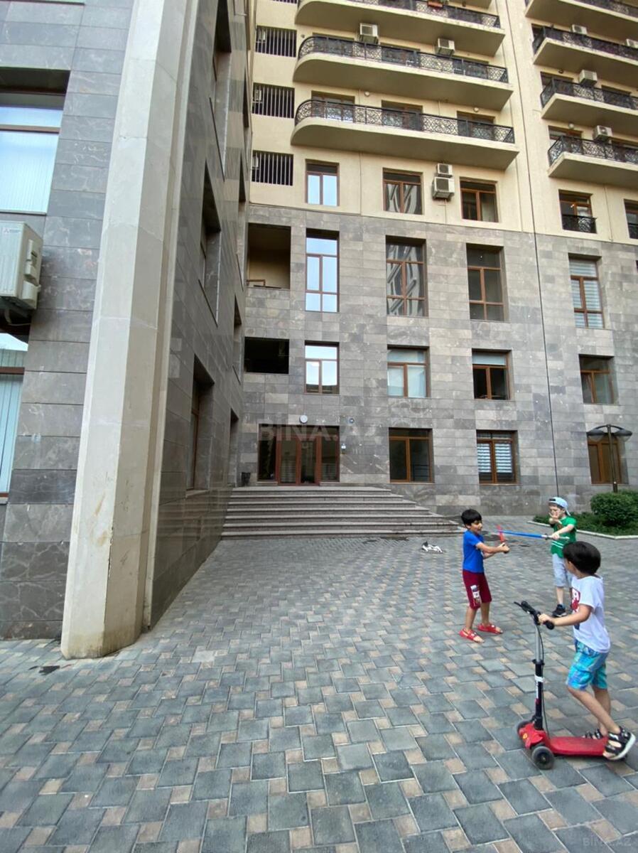 3-комн. новостройка - м. 28 мая - 180 м² (11)