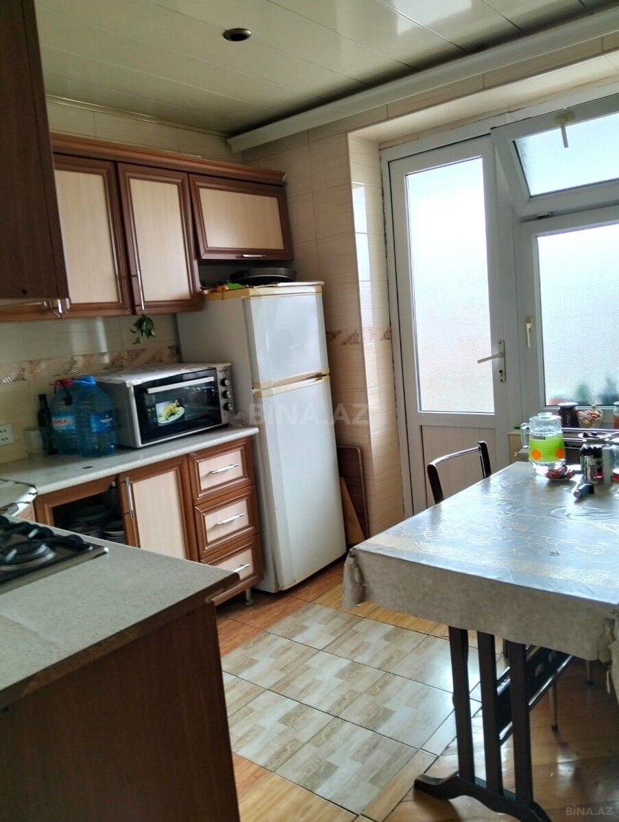 3 otaqlı köhnə tikili - Həzi Aslanov m. - 86 m² (10)