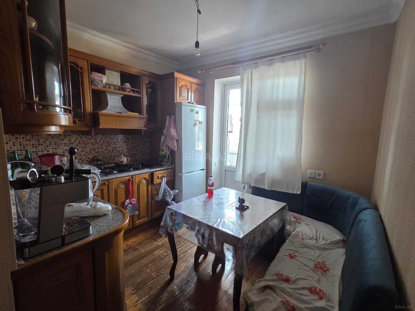 3 otaqlı köhnə tikili - Yeni Günəşli q. - 78 m² (8)