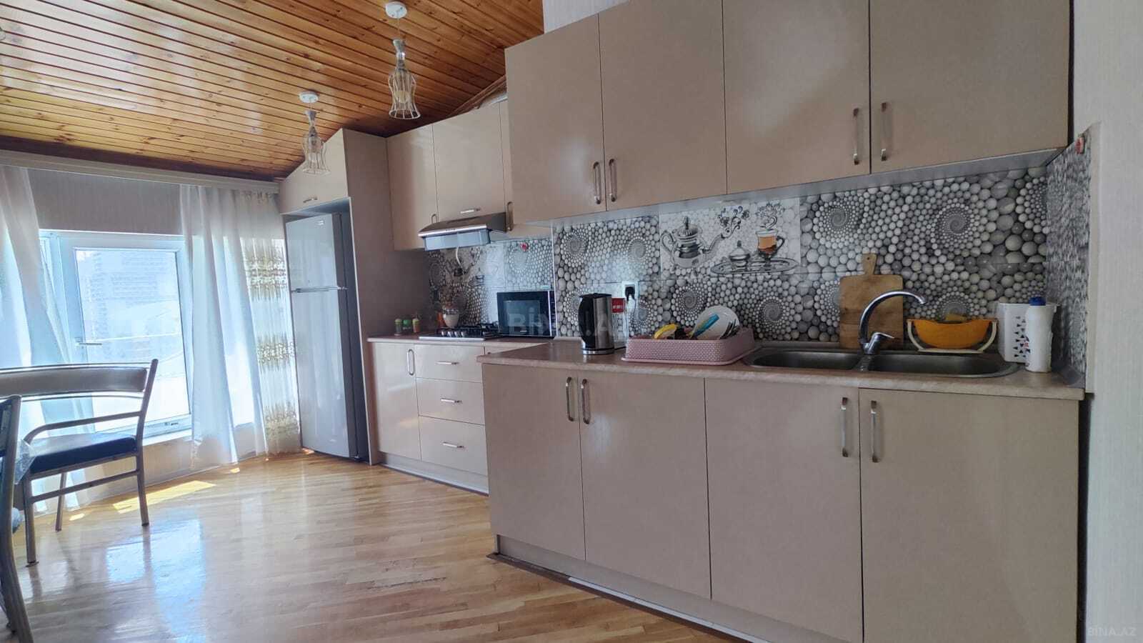 3-комн. новостройка - м. 8 ноября - 130 м² (6)