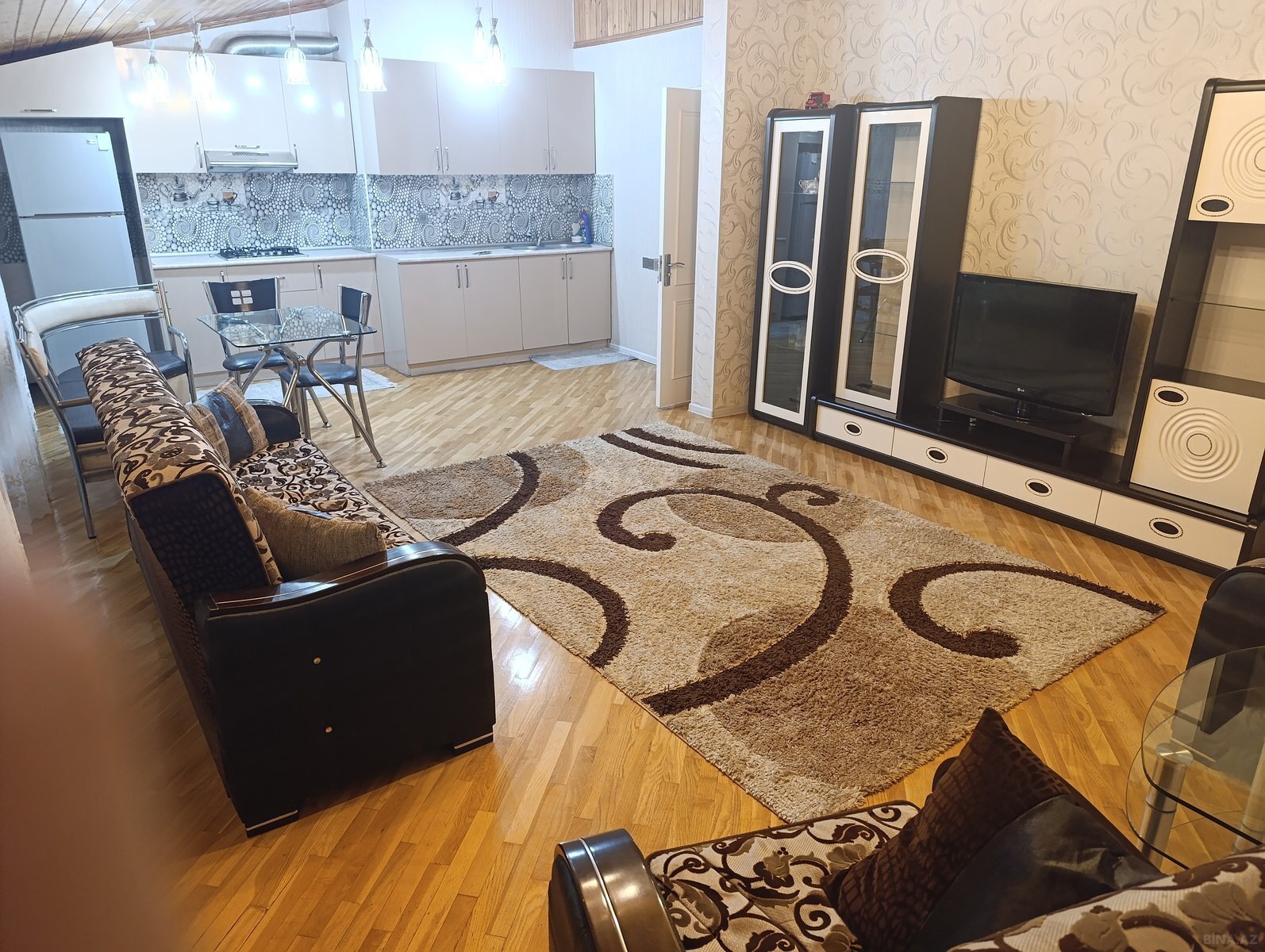 3-комн. новостройка - м. 8 ноября - 130 м² (3)