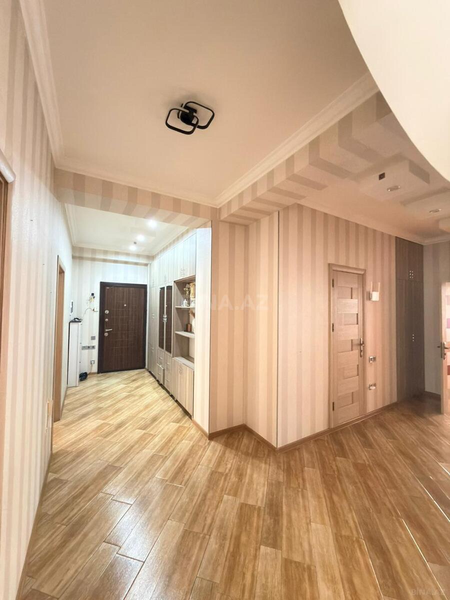 4 otaqlı yeni tikili - İnşaatçılar m. - 135 m² (1)