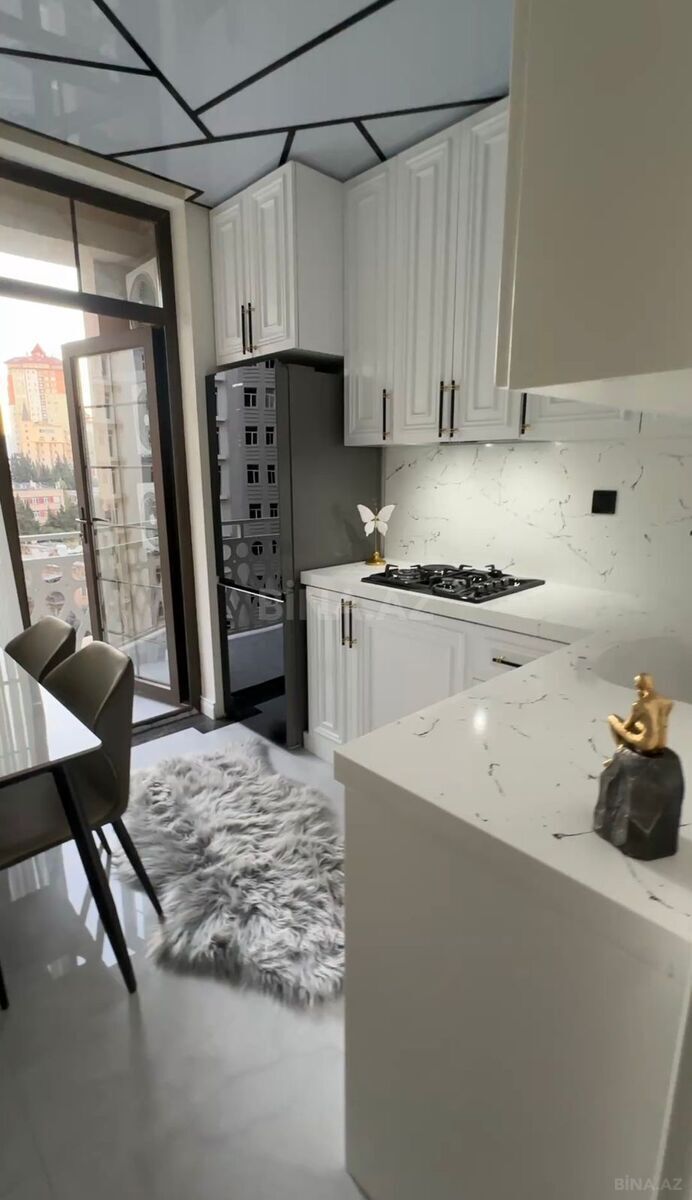 3-комн. новостройка - м. 28 мая - 100 м² (22)
