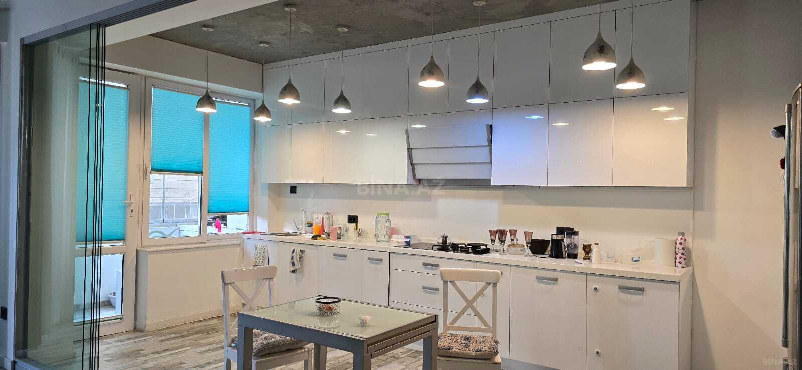 3 otaqlı yeni tikili - 8 Noyabr m. - 148 m² (2)