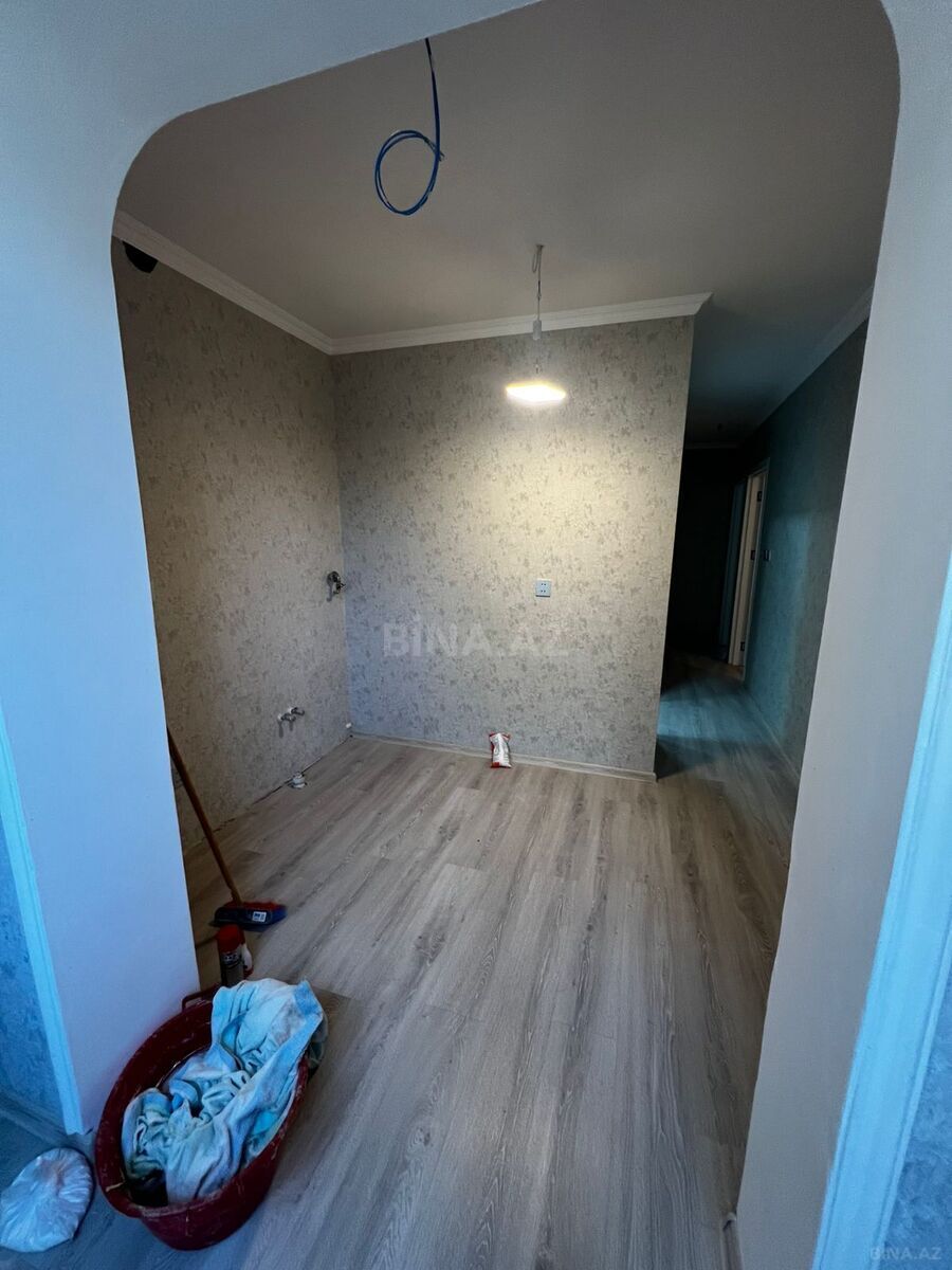 3 otaqlı köhnə tikili - Massiv D q. - 65 m² (12)